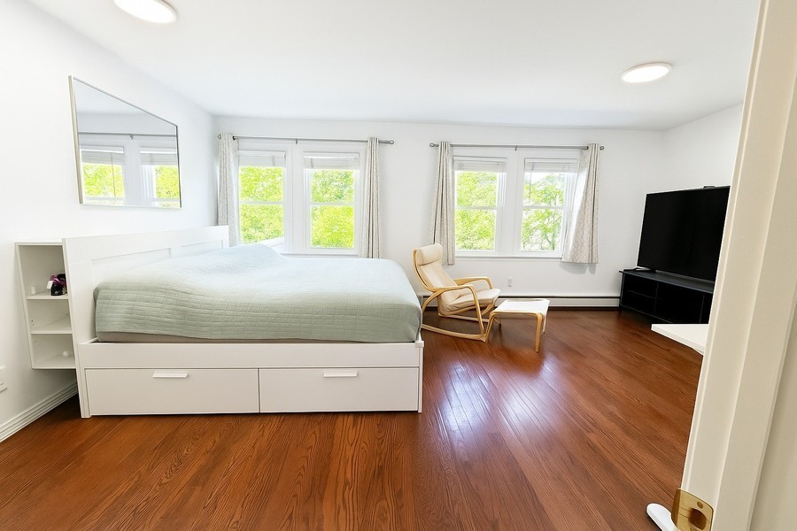 37_36-04-210th-St_Web 37_36-04-210th-St_Web