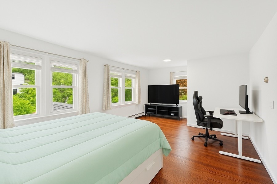 38_36-04-210th-St_Web 38_36-04-210th-St_Web